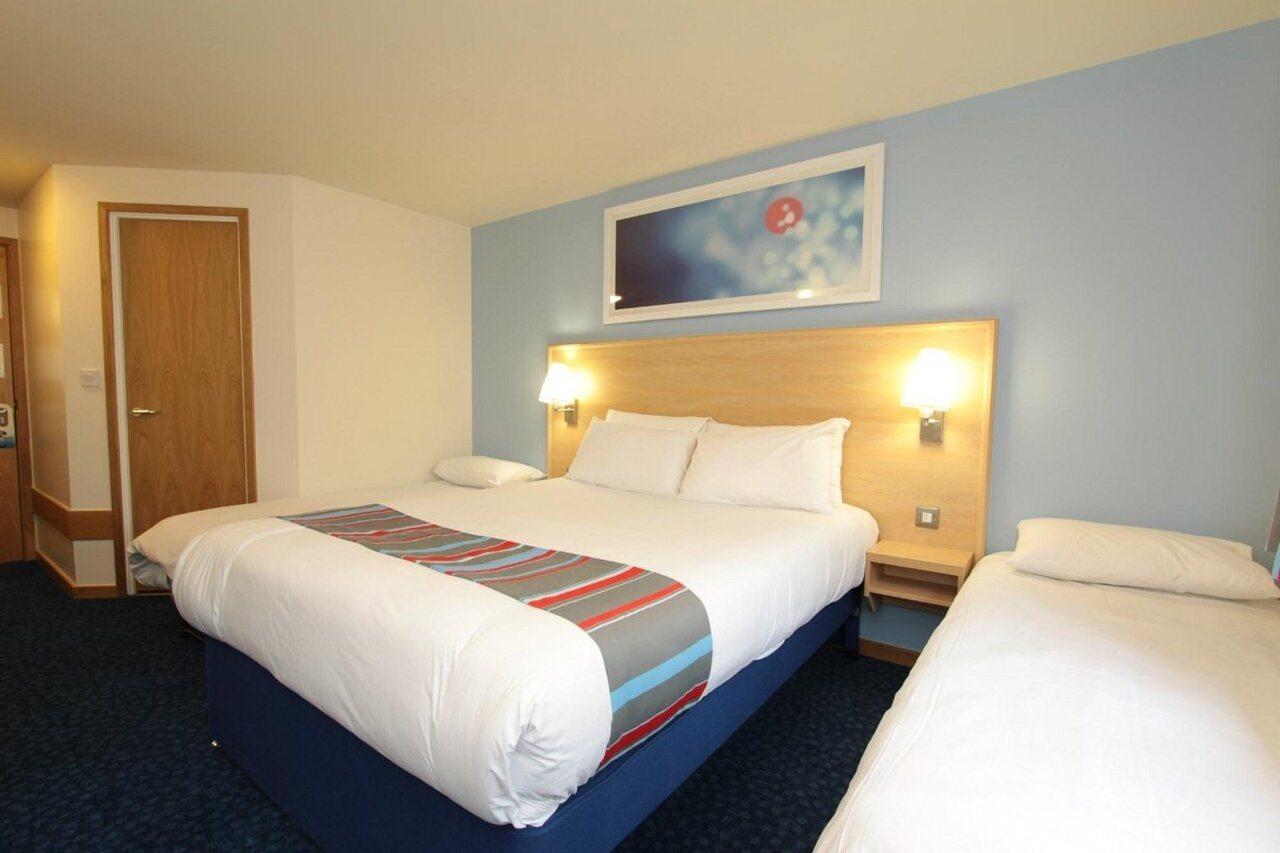 Travelodge Ґлоссеп Екстер'єр фото